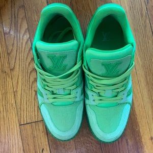 Louis Vuitton Trainer Fluorescent Green Sneakers size 8 M